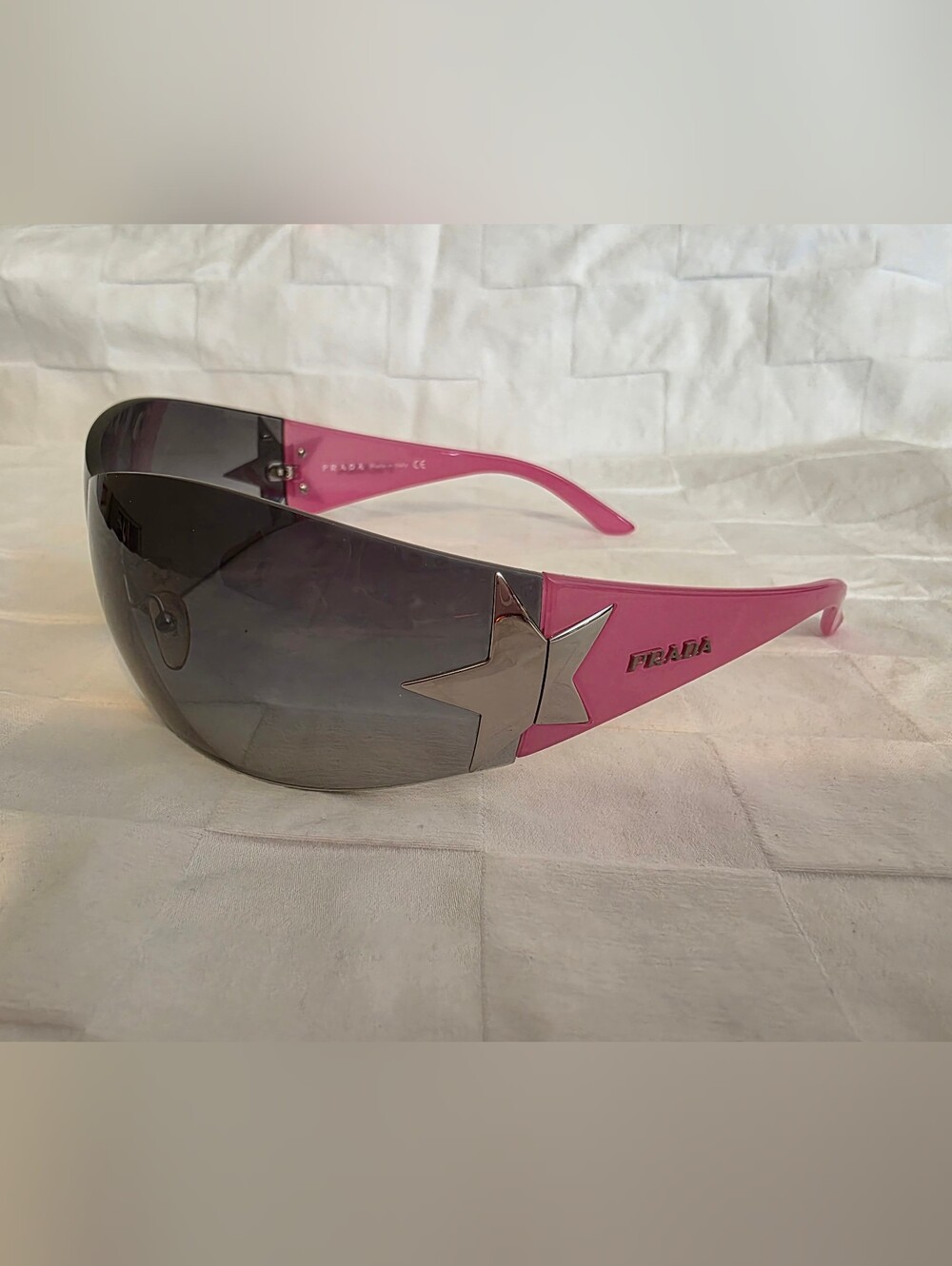Prada Y2k Pink Shield Sunglasses with Silver Star Detail - GENUINE VINTAGE